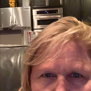 Meet your Posher, Janis